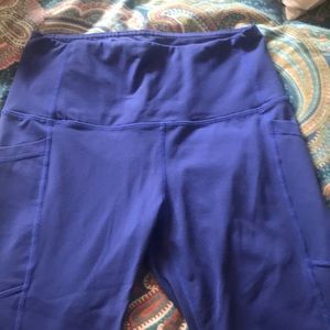 SENITA ATHLETICS CAPRI POCKET LEGGING SIZE S